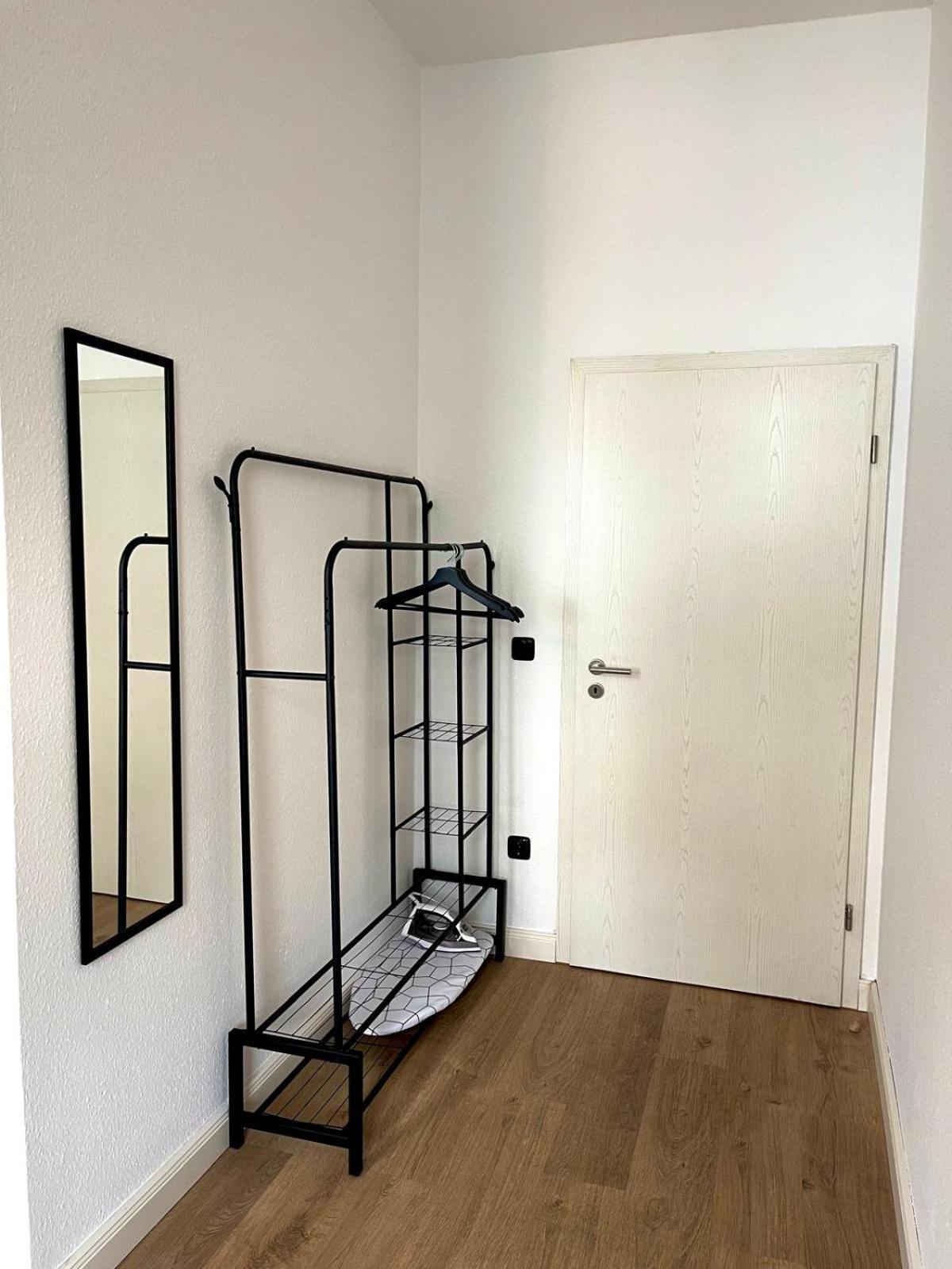 Raha Apartments - Modernes Studio-Apartment - Hbf - Gratis Parkplatz Эрфурт Экстерьер фото